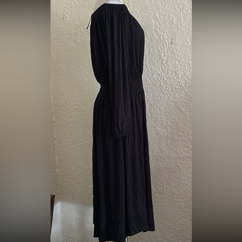 Ann Taylor Black Off the Shoulders Smocked Jersey Dress Large NWT - Picture 5 of 8